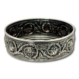 Antique Tiffany & Co Silver-Plated Wine Coaster Repoussé Grape Pattern 1800’s